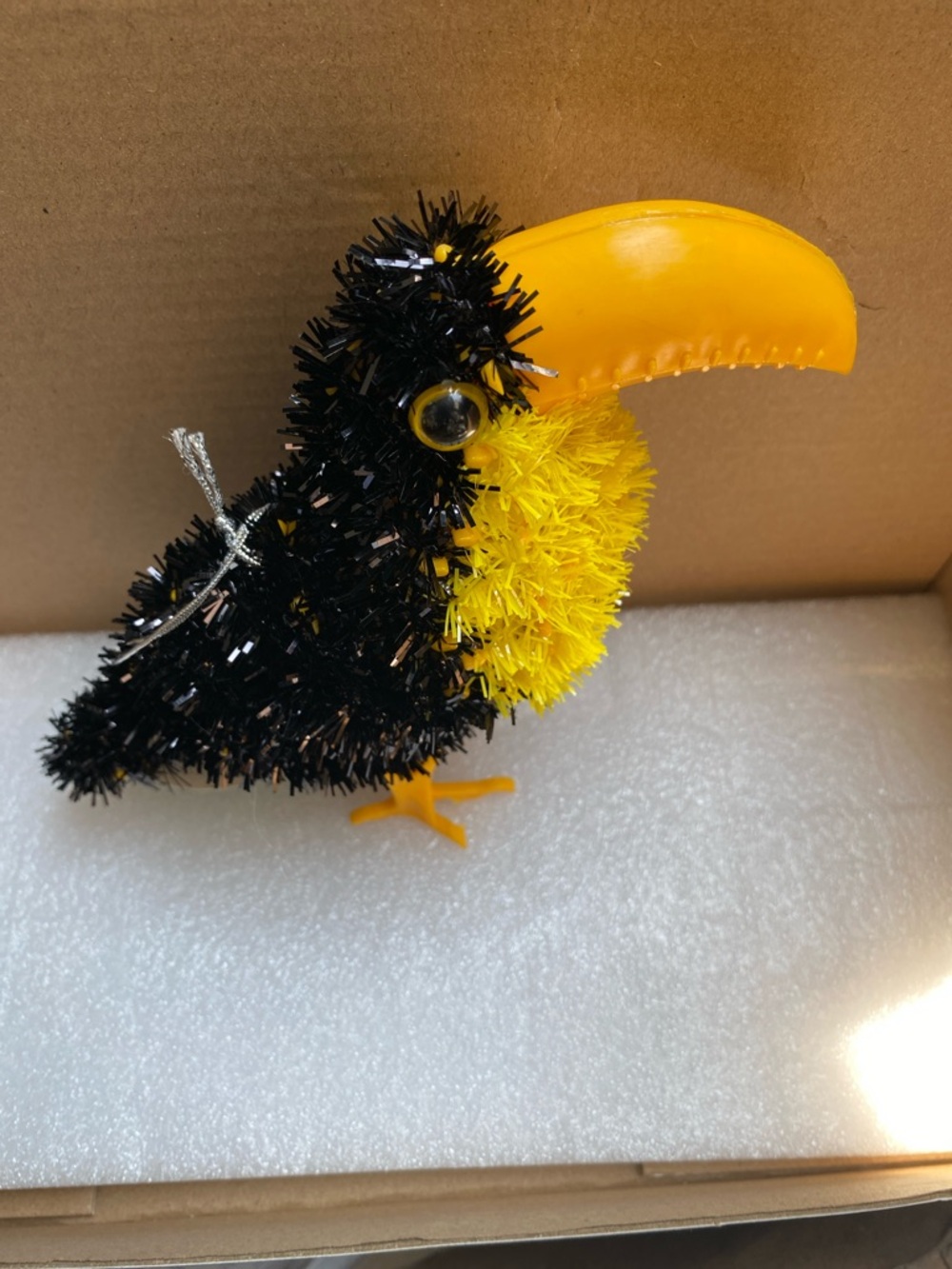 Black & Yellow Decorative Toucan Bird Figurine for Pets Display